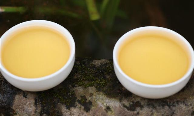 女生喝什么茶对皮肤好？女生喝茶的注意事项