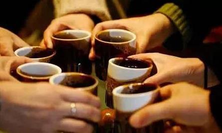 为什么说常喝茶，躺着也能减肥？！