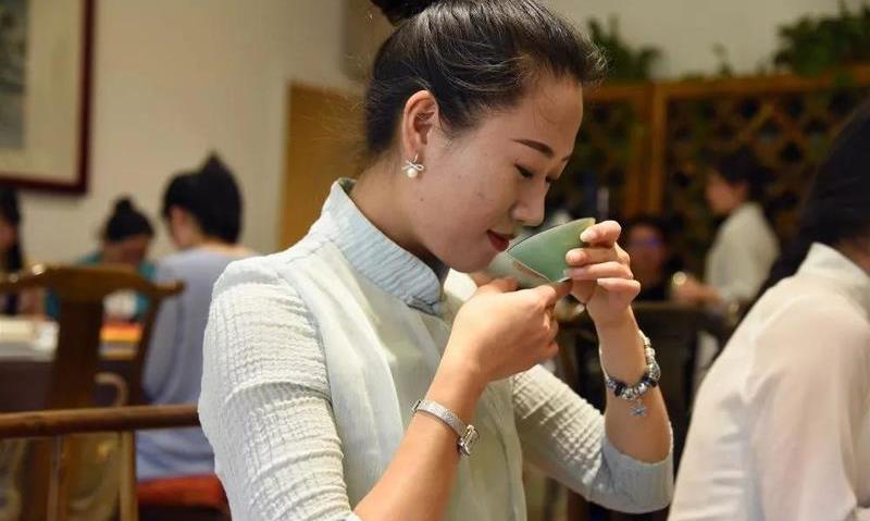 普洱茶怎样喝最健康呢