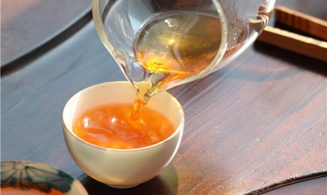 什么样的体质适合喝六堡茶