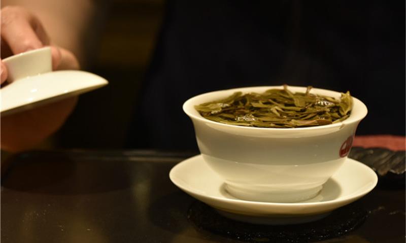 茶的哪一种成分，保健价值最高？