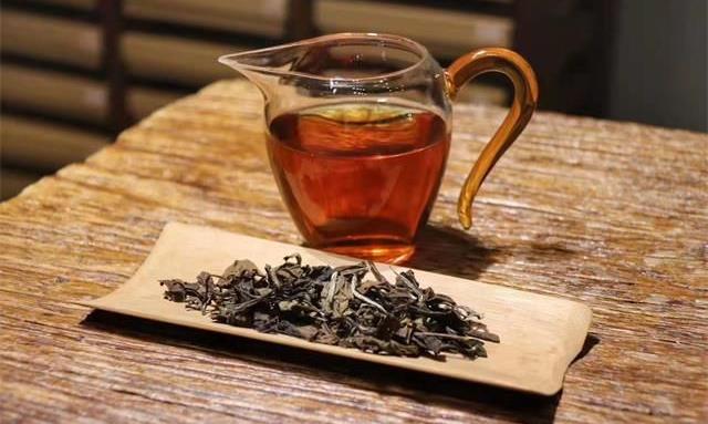 白茶有排毒的功效吗