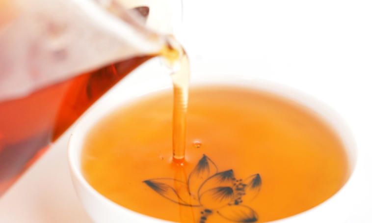 一杯高山白茶，拯救你的冬季干燥易