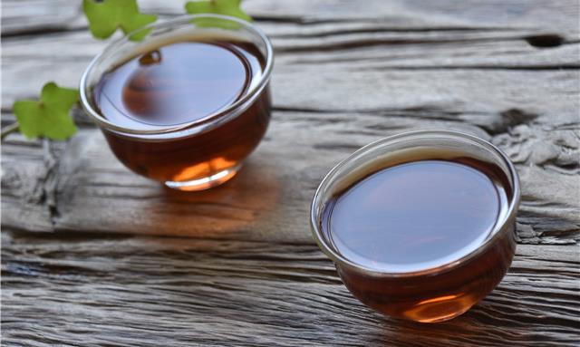 科学研究证明：普洱茶能解烟毒