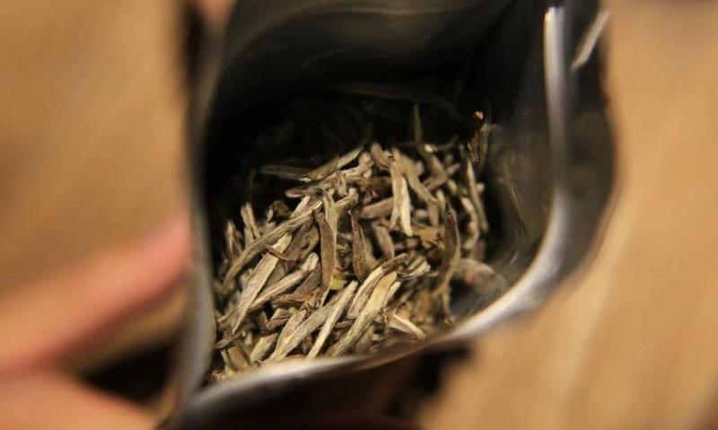 福鼎白茶知识集锦，看白毫银针如何防治非酒精性脂肪肝