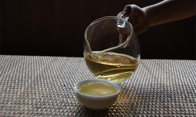 每天喝多少茶最合适？长期饮茶有哪些好处？