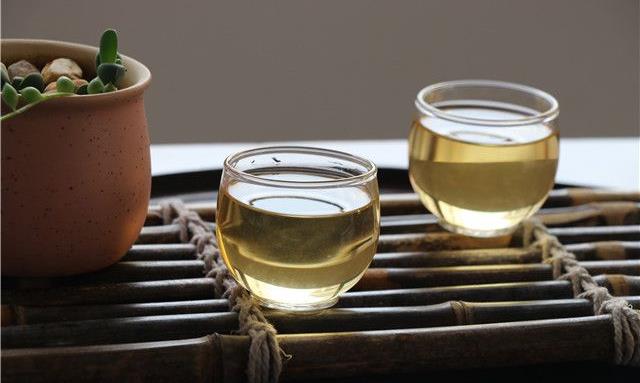 茶汤中所含的茶皂素都具有什么样的功效呢？