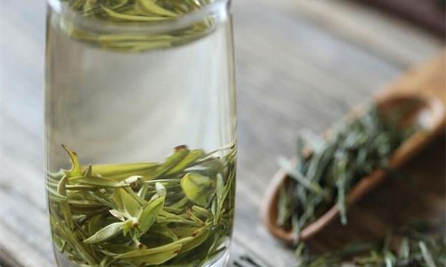 秋天喝茶该怎么喝？喝什么茶最好？