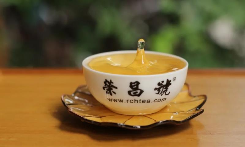 步入中年,请远离烟酒,以茶为友!