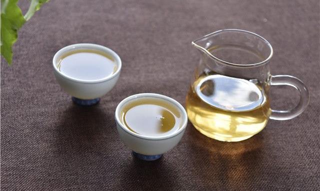 喝浓茶能解酒？酒后不宜饮浓茶