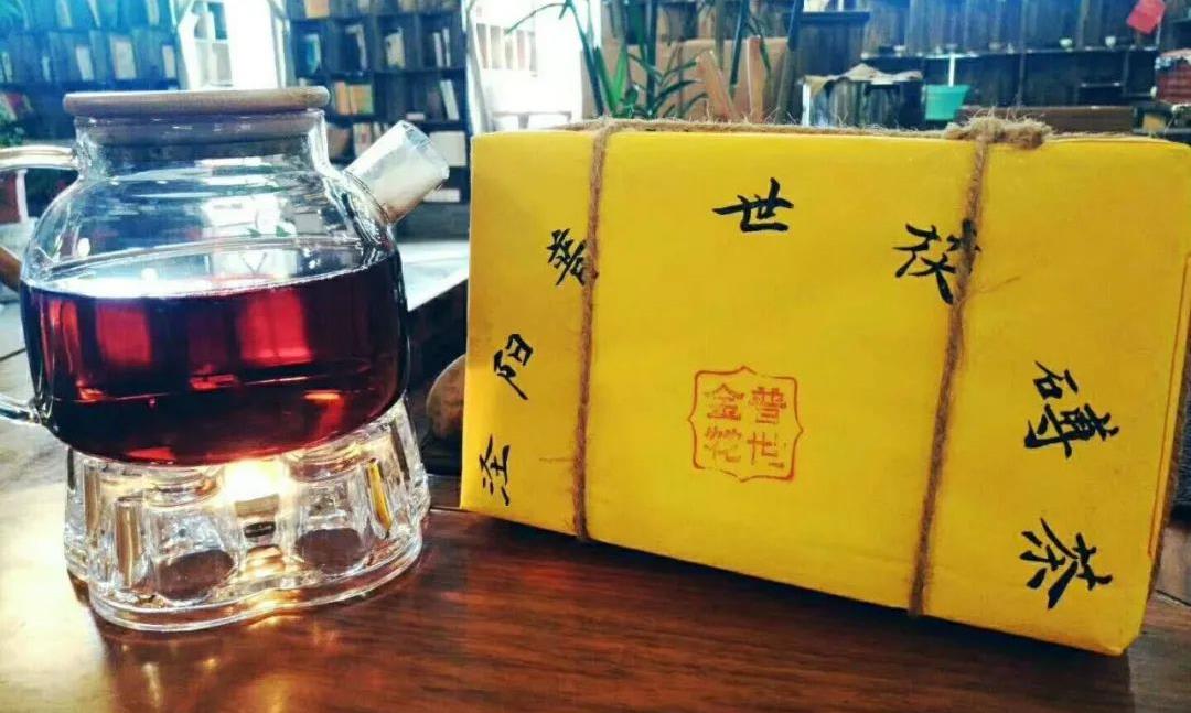 常喝茯茶远离油腻的生活