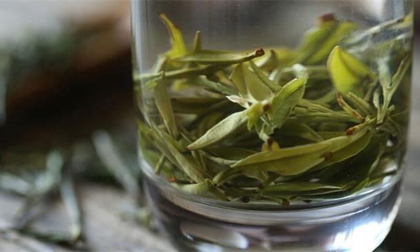 上火喝绿茶能去火吗