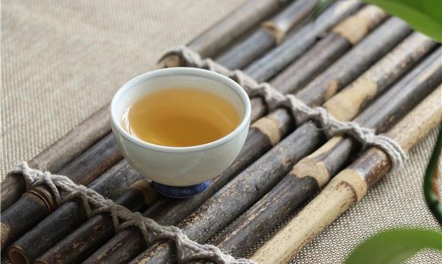 为什么不能用茶水服药