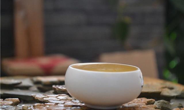 清茶数盏，品茗酝酿着禅意