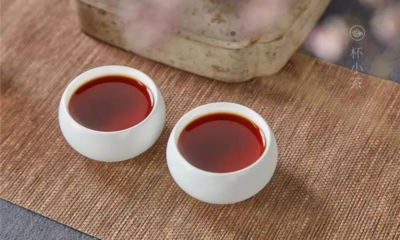 以茶为镜,照亮自己