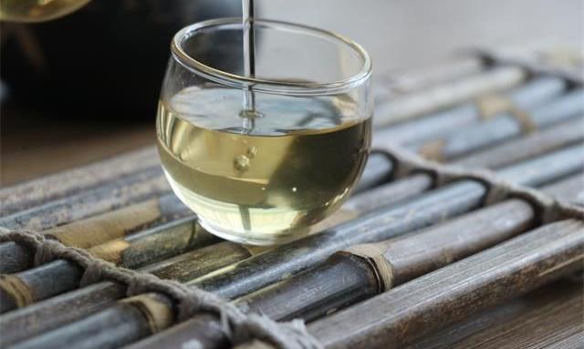 解不开的心事，只需交给茶