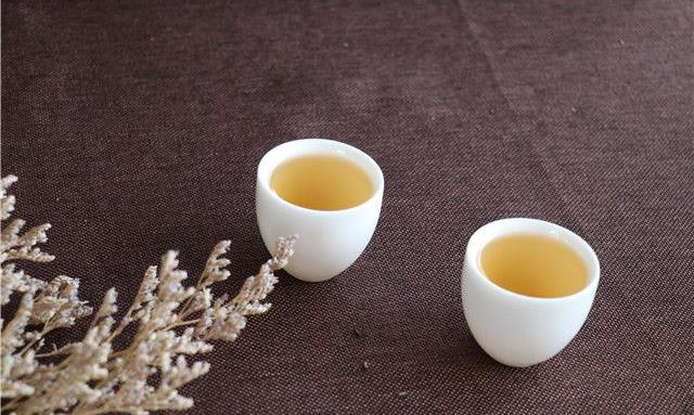 日子再平淡，有茶就会有淡香