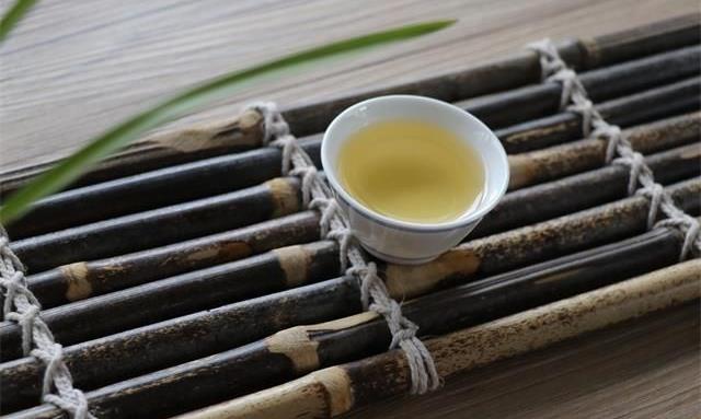 心若有温度，哪来的人走茶凉