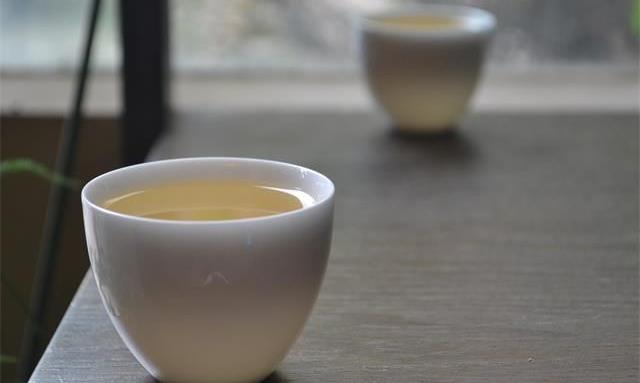 无关风和月，一切只随茶