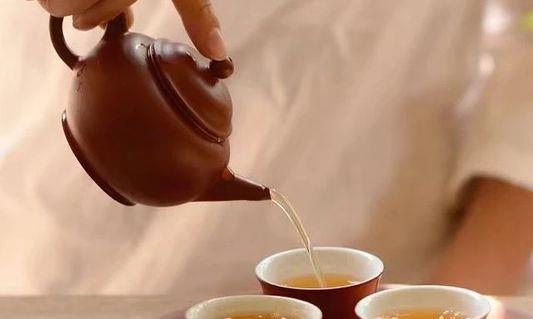 大家谈茶：岁月酿成茶的味道，茶演绎出千百种人生