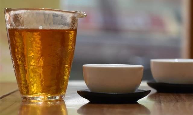 小寒  喝茶生暖意，天寒人不寒