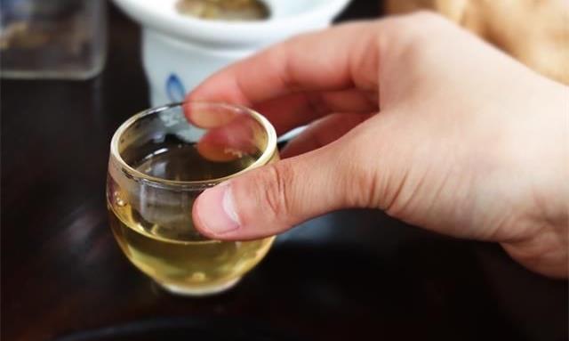 从不喝茶到喝好茶，是一段诗情画意的旅程