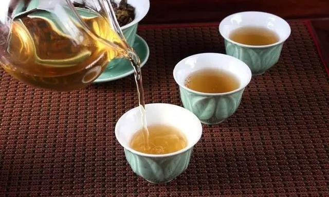为什么越来越多的人选择喝六堡茶?看完你就懂了