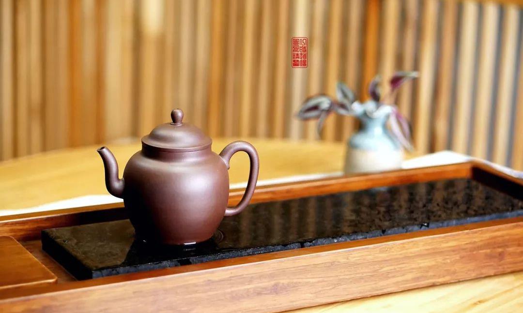紫砂学院丨冬季紫砂壶保养需知