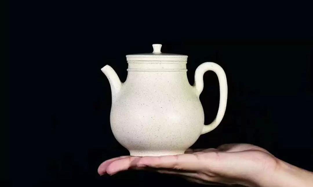 紫砂壶用不到一年就裂了的原因？