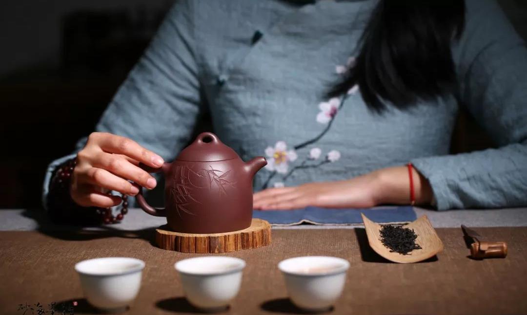 某宝才卖100块的紫砂壶，你家为什么贵？