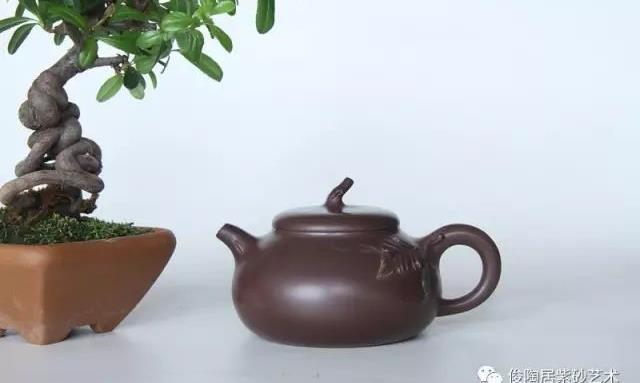 紫砂壶的吸水性不好，是泥料有问题吗？