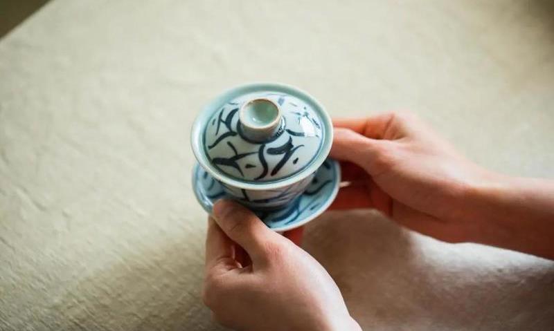 盖碗的由来及使用技巧