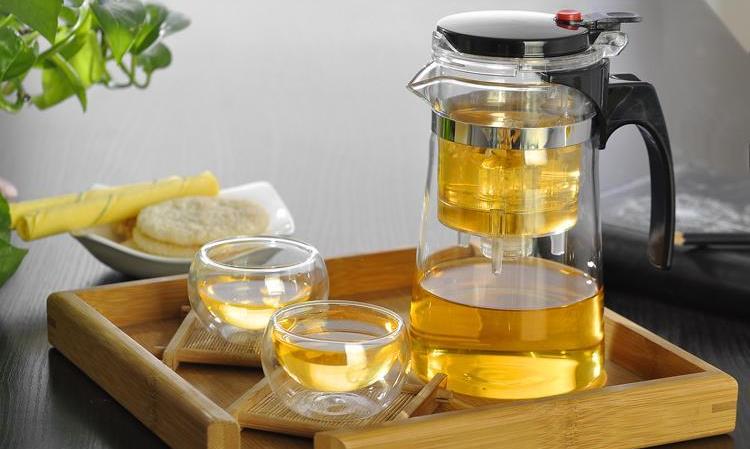 喝普洱茶用什么杯子最好