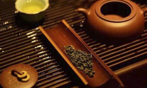 紫砂壶怎么养出万元级别的效果？