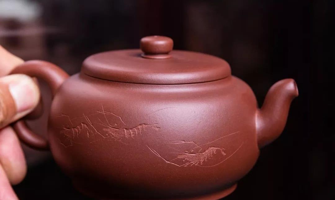 紫砂壶 出水好坏跟出水孔多少有关吗