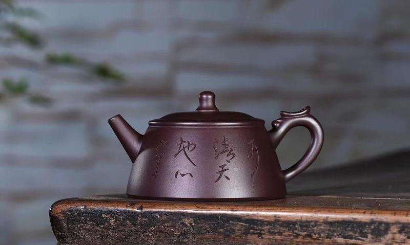 老紫泥，为什么要加个“老”字，“老”在哪？