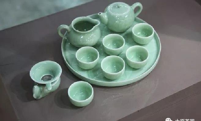 青瓷茶具发展