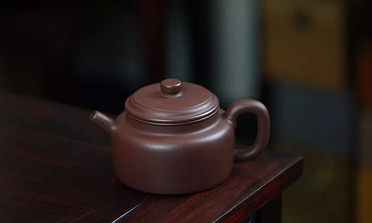 紫砂壶轻重问题,分量越重越好?