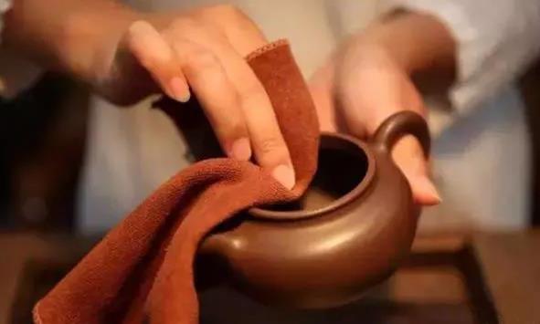 关于紫砂壶的养壶的注意事项