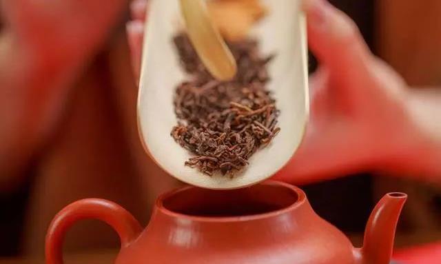 怎样用好一把朱泥壶，你知道吗？