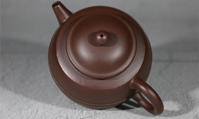 紫砂小知识:一厂老紫泥,到底指的是什么泥料?