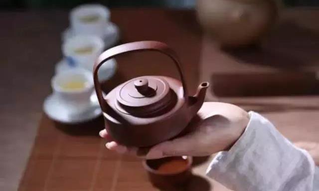 壶型篇 | 提璧和提梁,一字之差,差在哪?