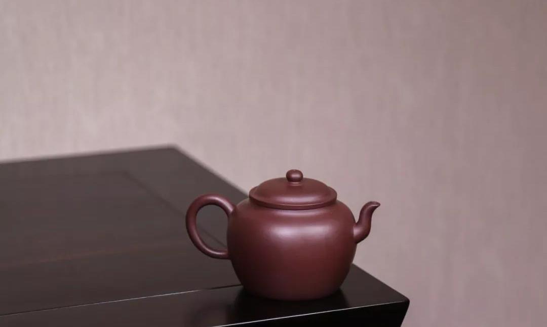 玩壶这么久,什么是紫砂的双气孔结构,你知道吗?