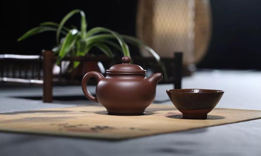 常识篇|煮水烹茶真用紫砂壶啊?