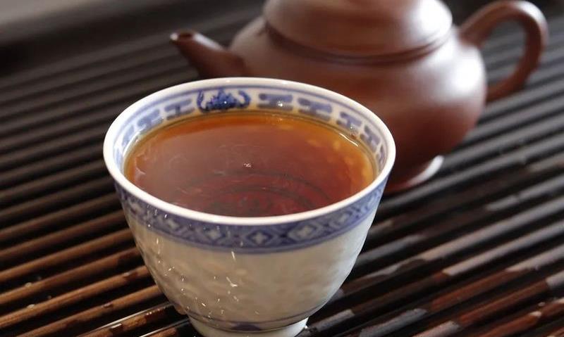 用紫砂缸存六堡茶,必须重视的几个细节!