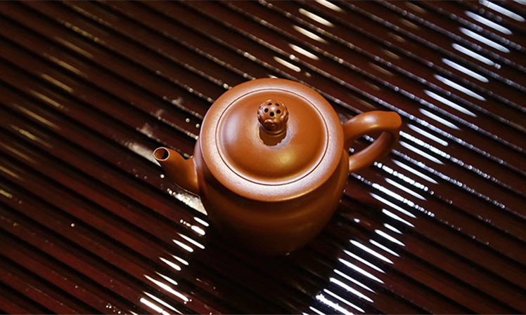 紫砂壶养不出包浆?是不是泥料不对?