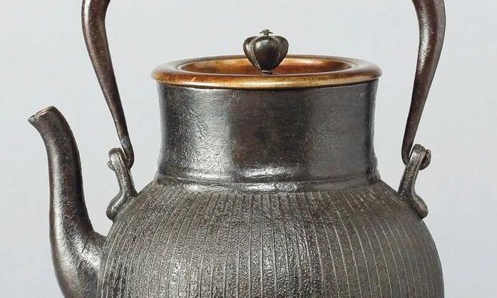 金属茶具种类多 哪个适用用哪个