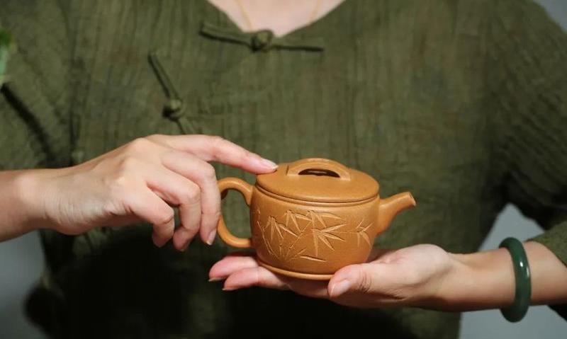 你的紫砂壶倒茶流口水吗?