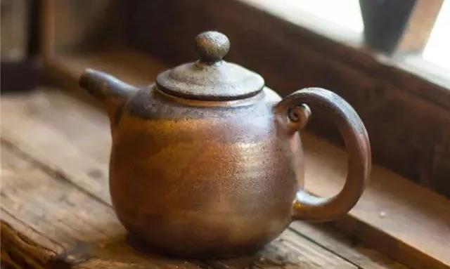 柴烧窑为何价格高?柴烧茶具到底具有哪些特点呢?