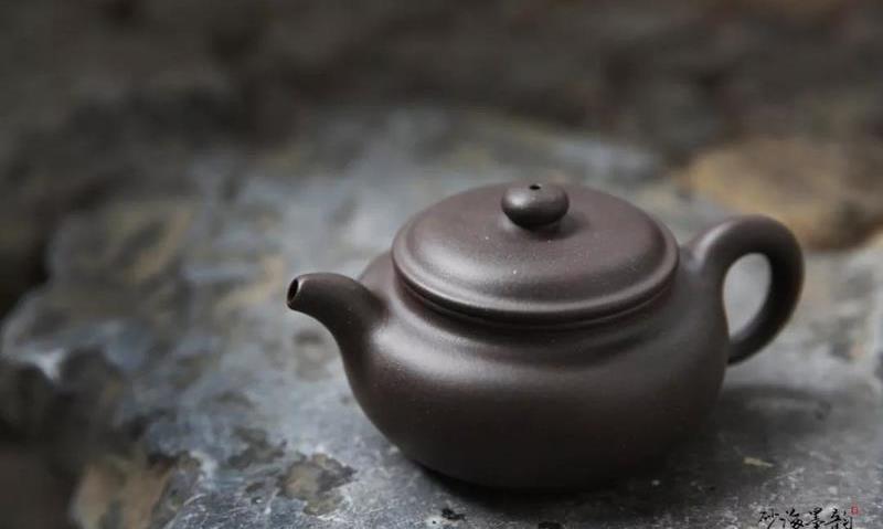 如何判断手里的紫砂壶是不是真紫砂？